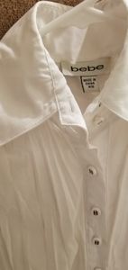 White short sleeve button down blouse